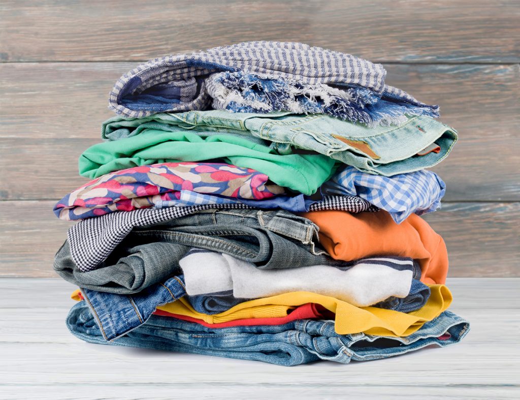 SPECIAL HAILLONS ET GUENILLES : La Boîte qui Recycle pour de Vrai !